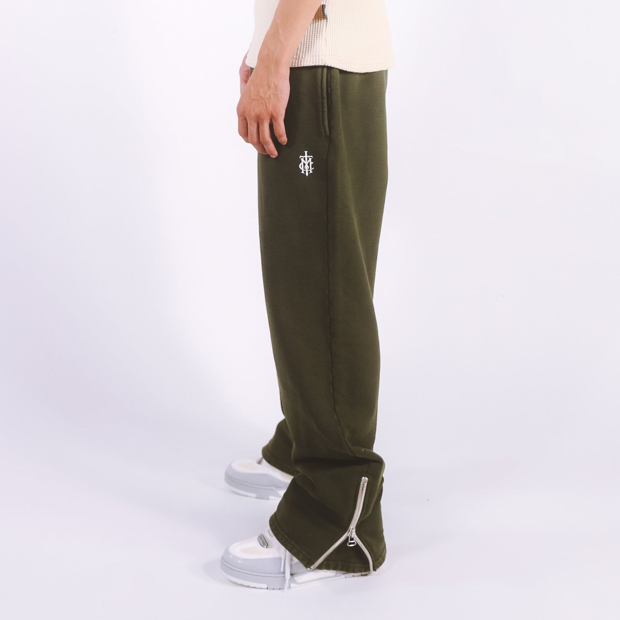 Outside Zip Pant