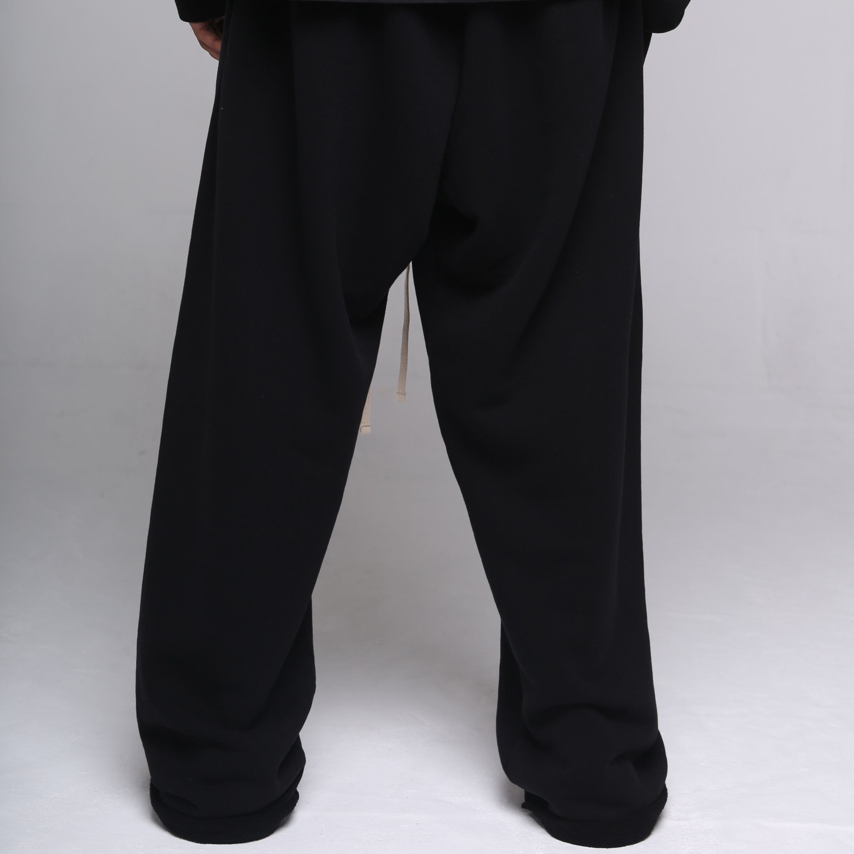 Wide Body Pant